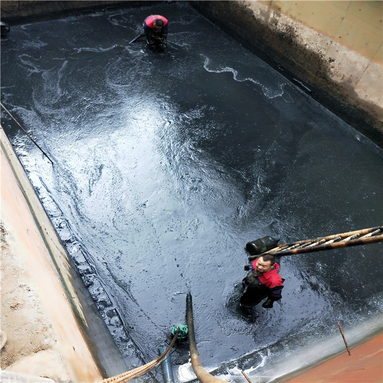 浦东废水池清理